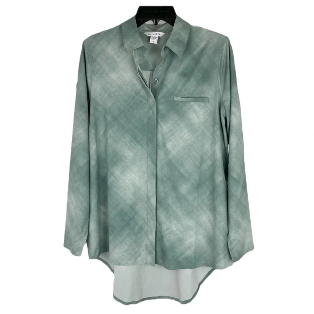 ATHLETA Urbanite Printed Oversized Button-Up Shirt in Denali Green Size M/PETITE - Picture 4 of 11